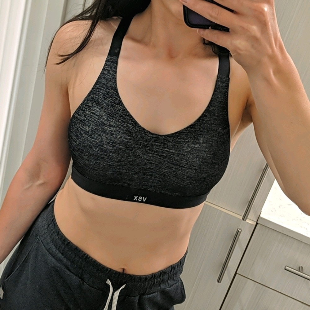 VSX crossback sports bra